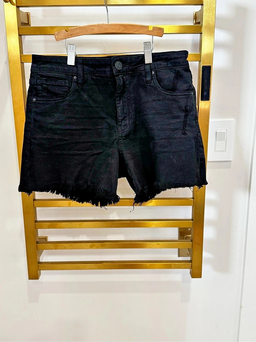 Kut Jane black Denim Jean Shorts Frayed Hem